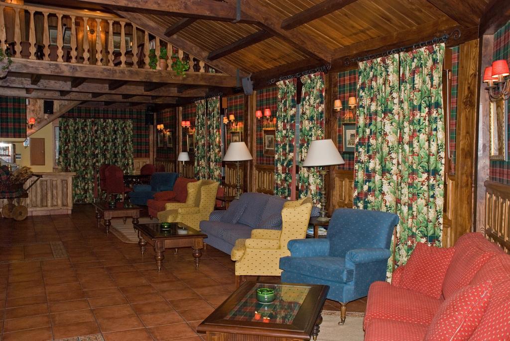 Hotel Presa Riaño Exterior foto